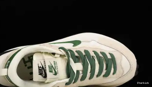 sacai Nike Green Vaporwaffle DD1875-102 White 0622